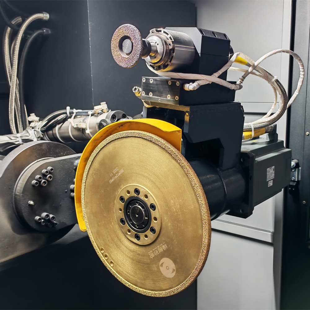 CNC Grinding Machine