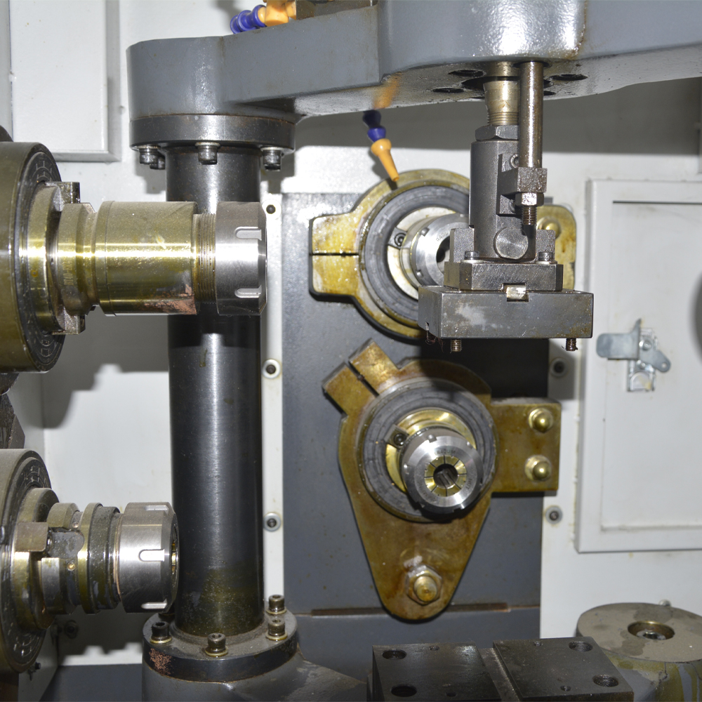 Lifting Six-spindle Compound Machining Machine with Rotation